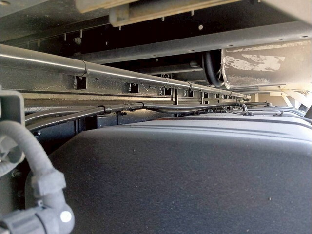 日野プロフィアアルミウイング大型（10t）[写真38]