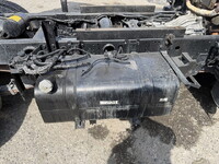 三菱ふそうキャンター平ボディ小型（2t・3t）[写真17]