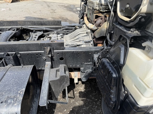 三菱ふそうキャンター平ボディ小型（2t・3t）[写真17]