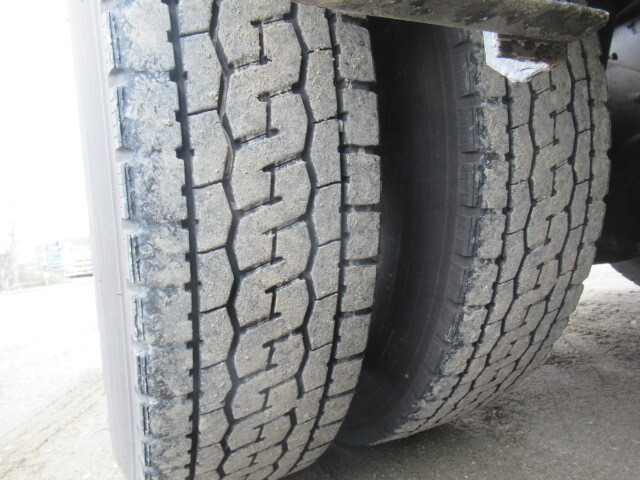 三菱ふそうグレートトレーラーヘッド（トラクターヘッド）大型（10t）[写真37]