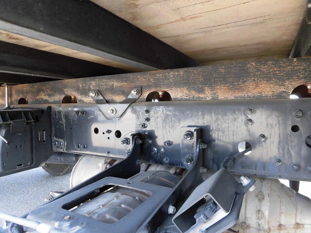 三菱ふそうファイター平ボディ中型（4t）[写真11]