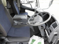 三菱ふそうファイター平ボディ中型（4t）[写真13]