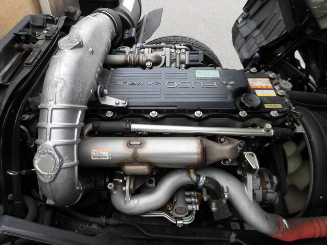 三菱ふそうファイター平ボディ中型（4t）[写真21]