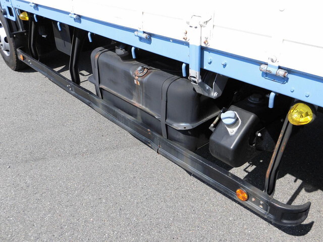 三菱ふそうファイター平ボディ中型（4t）[写真25]