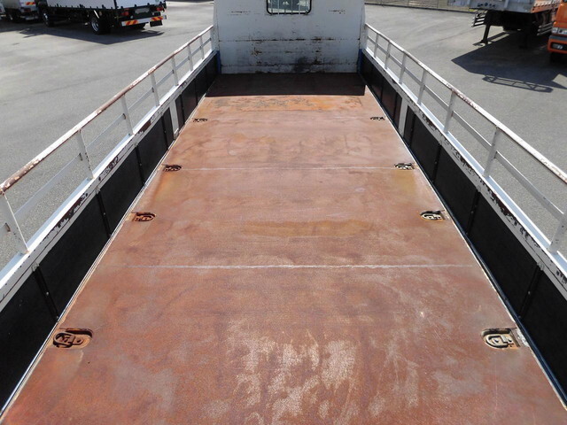 三菱ふそうファイター平ボディ中型（4t）[写真08]