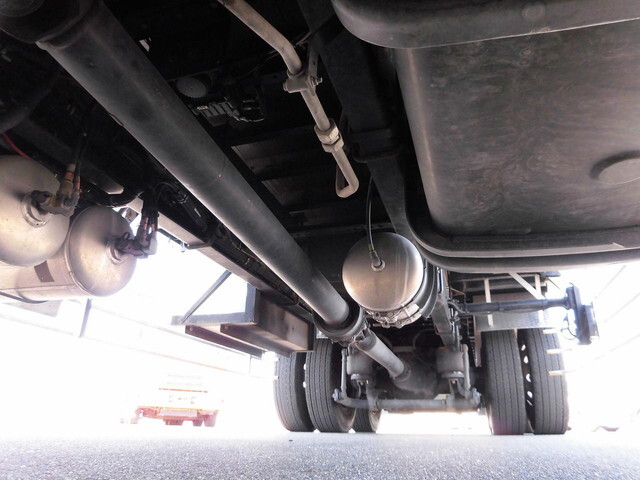 三菱ふそうスーパーグレートアルミブロック大型（10t）[写真11]