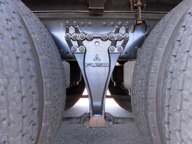三菱ふそうスーパーグレートアルミブロック大型（10t）[写真15]