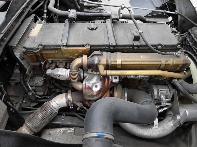 三菱ふそうスーパーグレートアルミブロック大型（10t）[写真23]