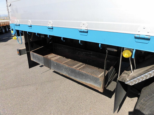 三菱ふそうスーパーグレートアルミブロック大型（10t）[写真25]