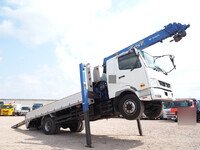 三菱ふそうファイターセルフクレーン6段増トン（6t・8t）[写真01]