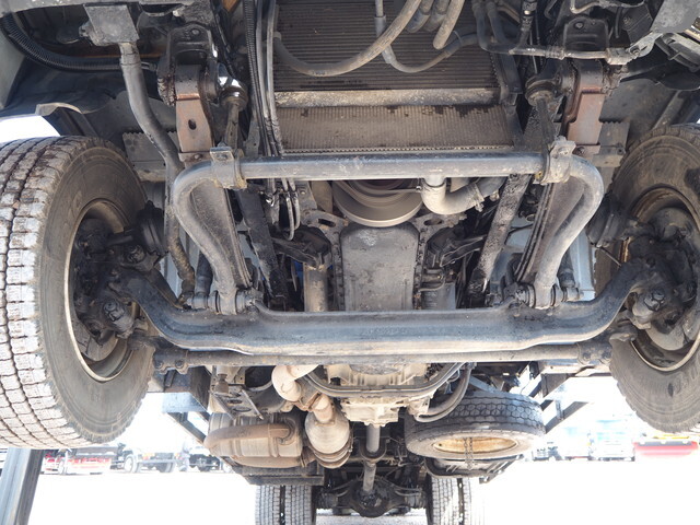 三菱ふそうファイターセルフクレーン6段増トン（6t・8t）[写真08]