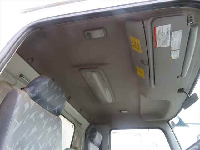 日野レンジャーダンプ中型（4t）[写真28]