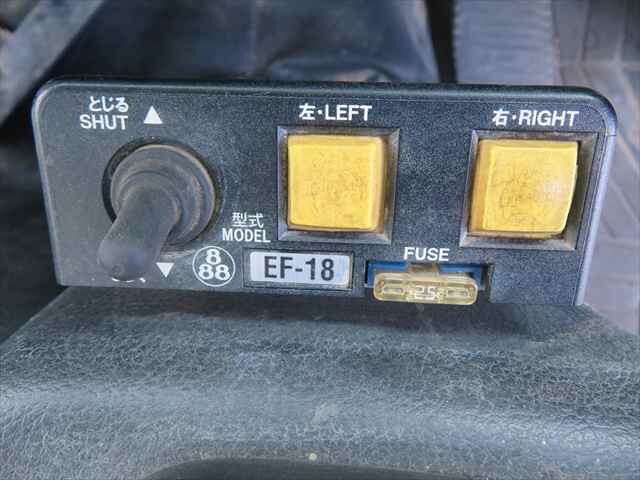 日野レンジャーダンプ中型（4t）[写真32]