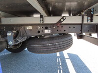 いすゞエルフ冷凍車（冷蔵車）小型（2t・3t）[写真12]