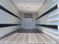 いすゞエルフ冷凍車（冷蔵車）小型（2t・3t）[写真38]