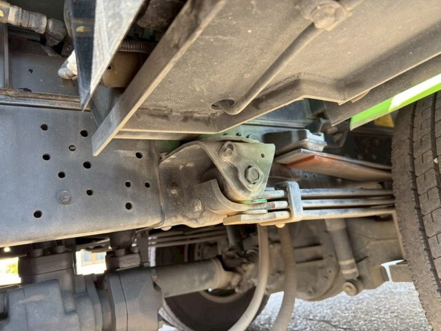 日野デュトロパッカー車（塵芥車）小型（2t・3t）[写真25]