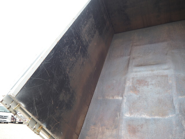 いすゞフォワード深ダンプ（土砂禁ダンプ）中型（4t）[写真19]