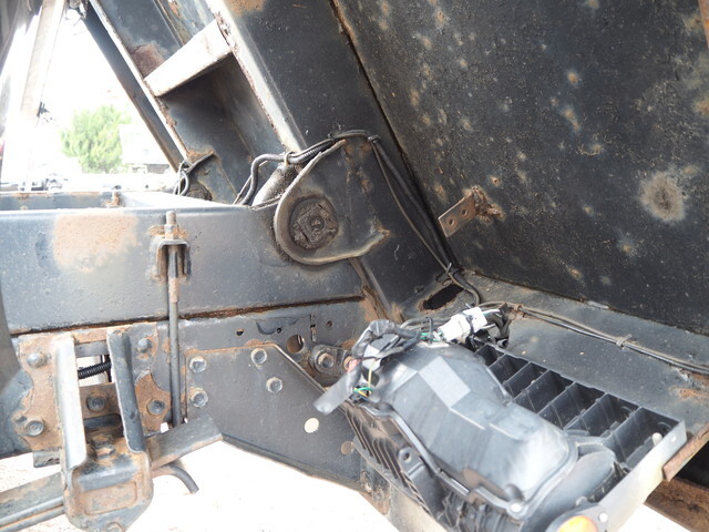 いすゞフォワード深ダンプ（土砂禁ダンプ）中型（4t）[写真22]