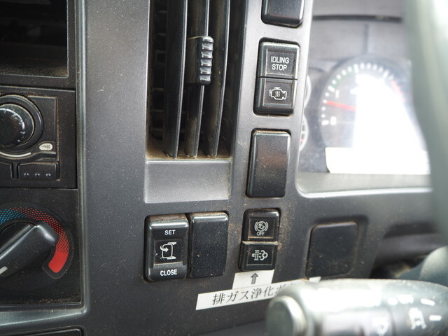 いすゞフォワード深ダンプ（土砂禁ダンプ）中型（4t）[写真38]