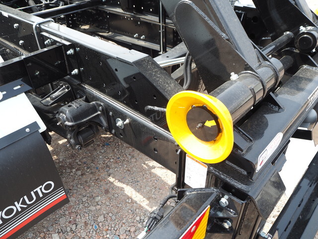 三菱ふそうファイターコンテナ専用車中型（4t）[写真26]