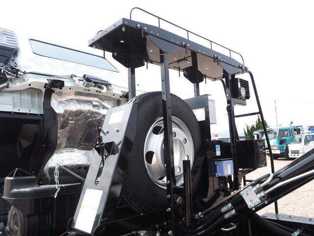 三菱ふそうファイターコンテナ専用車中型（4t）[写真28]