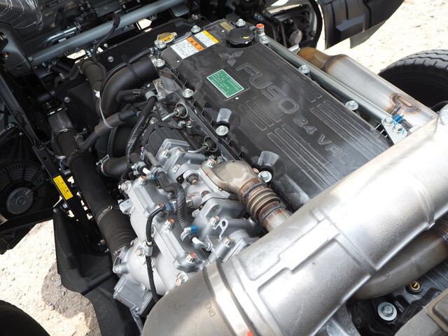 三菱ふそうファイターコンテナ専用車中型（4t）[写真30]