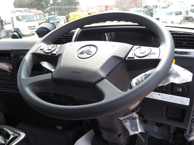 三菱ふそうファイターコンテナ専用車中型（4t）[写真35]