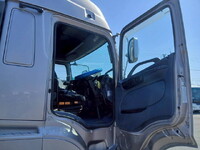 日野プロフィアトレーラーヘッド（トラクターヘッド）大型（10t）[写真19]