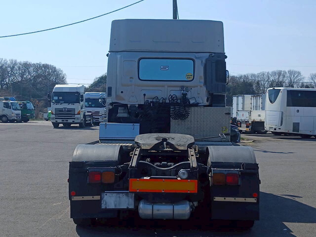 日野プロフィアトレーラーヘッド（トラクターヘッド）大型（10t）[写真07]