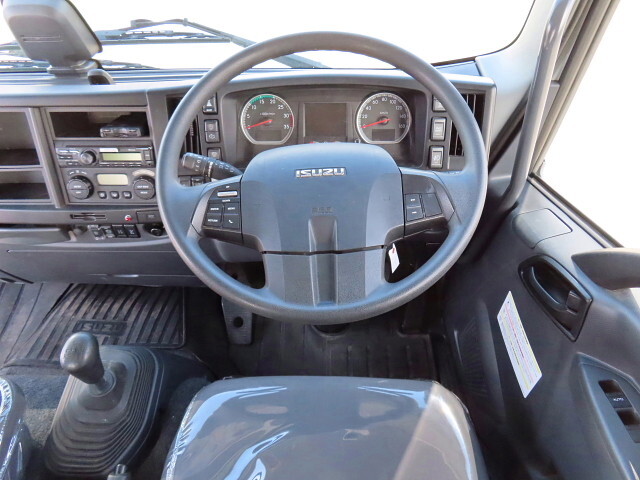 いすゞフォワードクレーン5段中型（4t）[写真20]