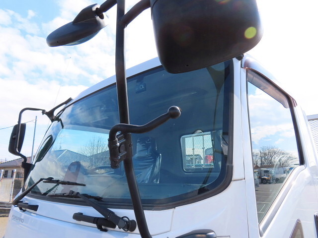 いすゞフォワードクレーン5段中型（4t）[写真26]