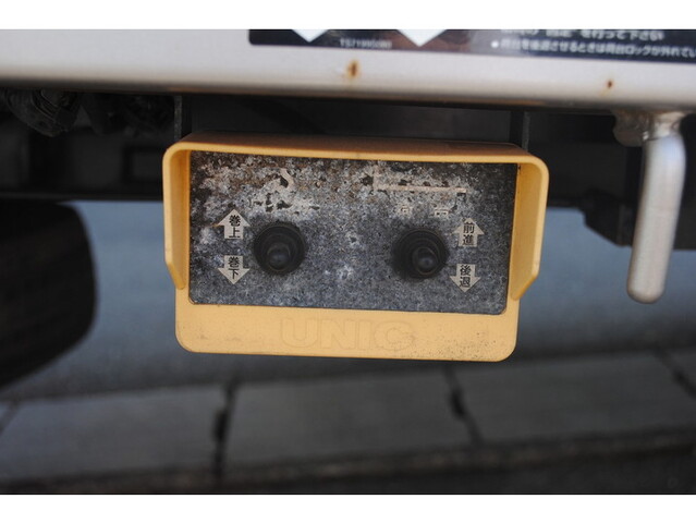 三菱ふそうキャンターキャリアカー小型（2t・3t）[写真16]