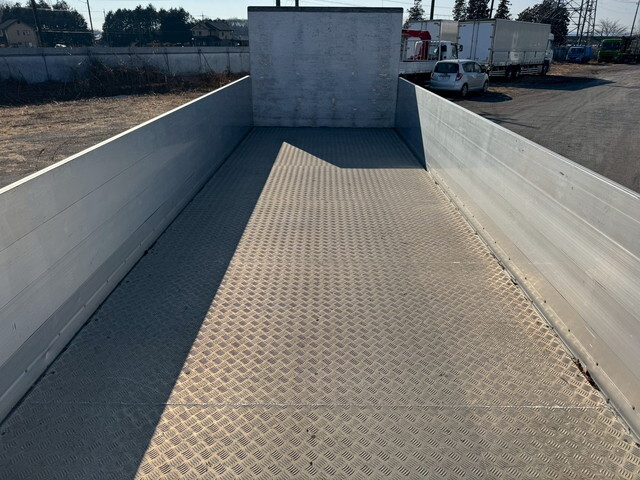 日野レンジャーアルミブロック増トン（6t・8t）[写真10]