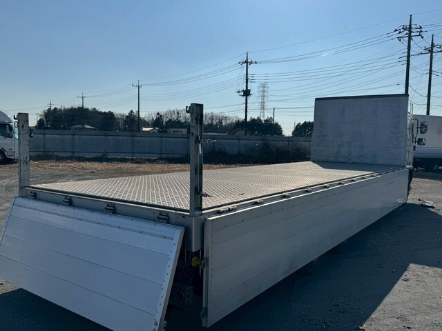 日野レンジャーアルミブロック増トン（6t・8t）[写真12]