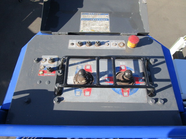 日野デュトロ高所作業車小型（2t・3t）[写真28]