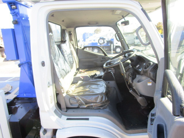 日野デュトロ高所作業車小型（2t・3t）[写真09]