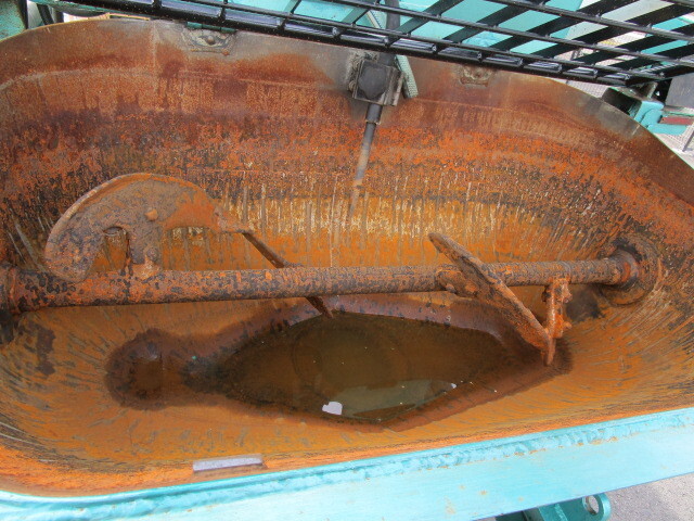 日野デュトロコンクリートポンプ車小型（2t・3t）[写真31]