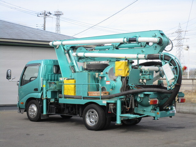 日野デュトロコンクリートポンプ車小型（2t・3t）[写真04]