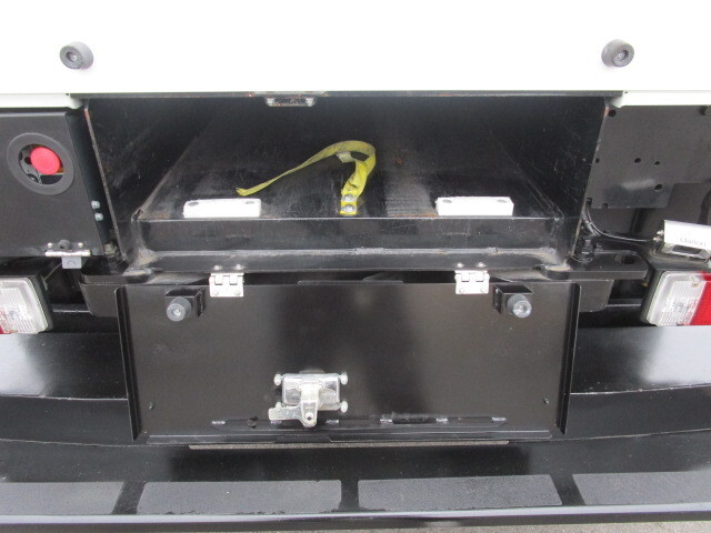 日野デュトロ高所作業車小型（2t・3t）[写真32]