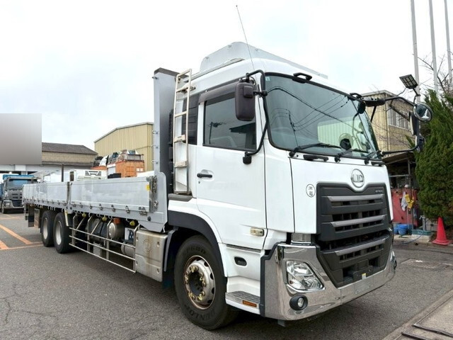 UDトラックスクオンアルミブロック大型（10t）[写真01]