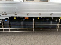 UDトラックスクオンアルミブロック大型（10t）[写真14]