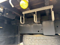 UDトラックスクオンアルミブロック大型（10t）[写真08]