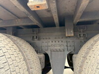 UDトラックスクオンアルミブロック大型（10t）[写真09]