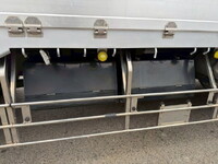 UDトラックスクオンアルミブロック大型（10t）[写真10]