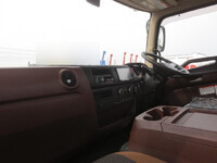 日野レンジャー平ボディ中型（4t）[写真13]