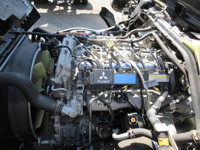 三菱ふそうキャンターセーフティローダー小型（2t・3t）[写真18]