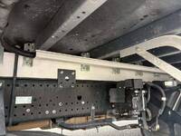 いすゞフォワードアルミウイング中型（4t）[写真14]