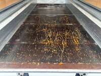 いすゞフォワードアルミウイング中型（4t）[写真09]