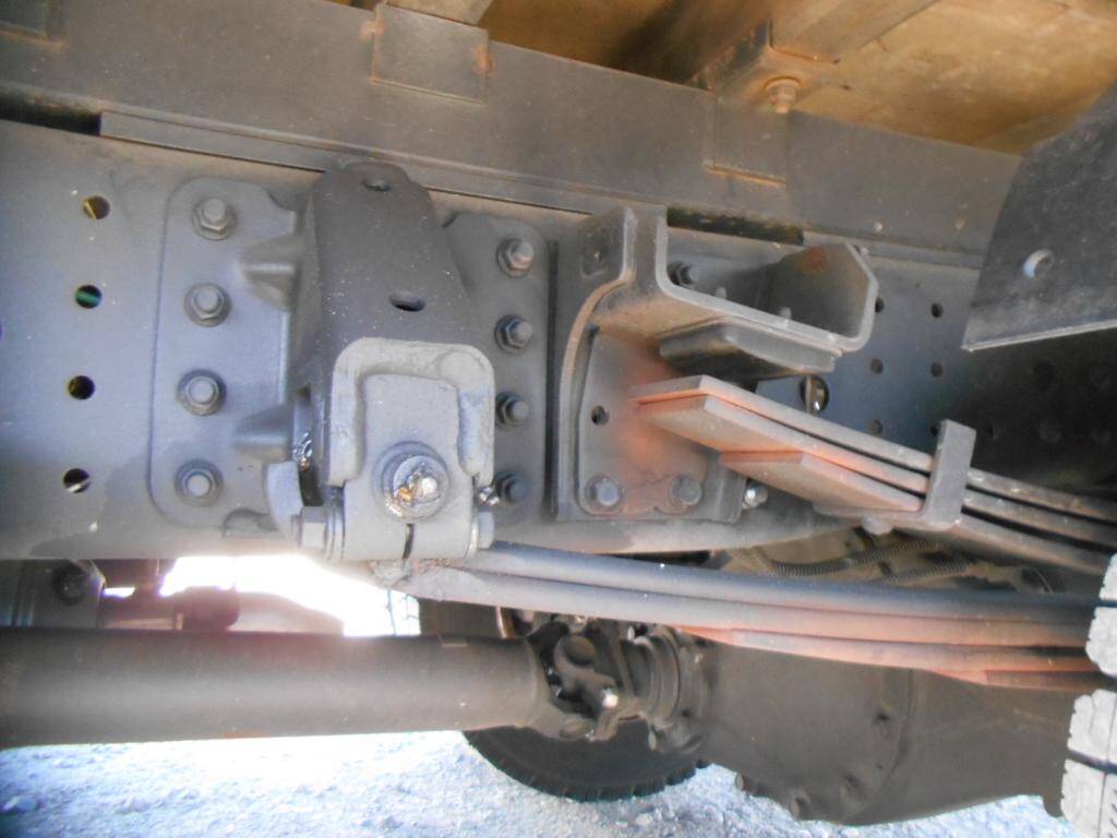 三菱ふそうキャンターセルフクレーン4段小型（2t・3t）[写真16]