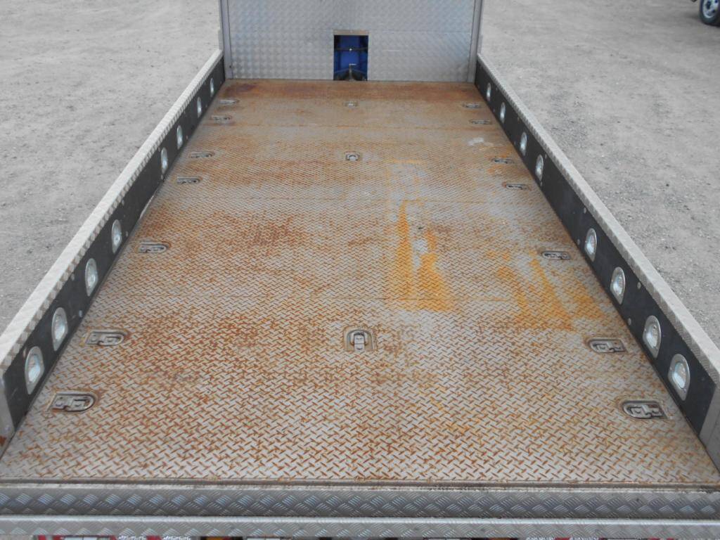 三菱ふそうキャンターセルフクレーン4段小型（2t・3t）[写真08]